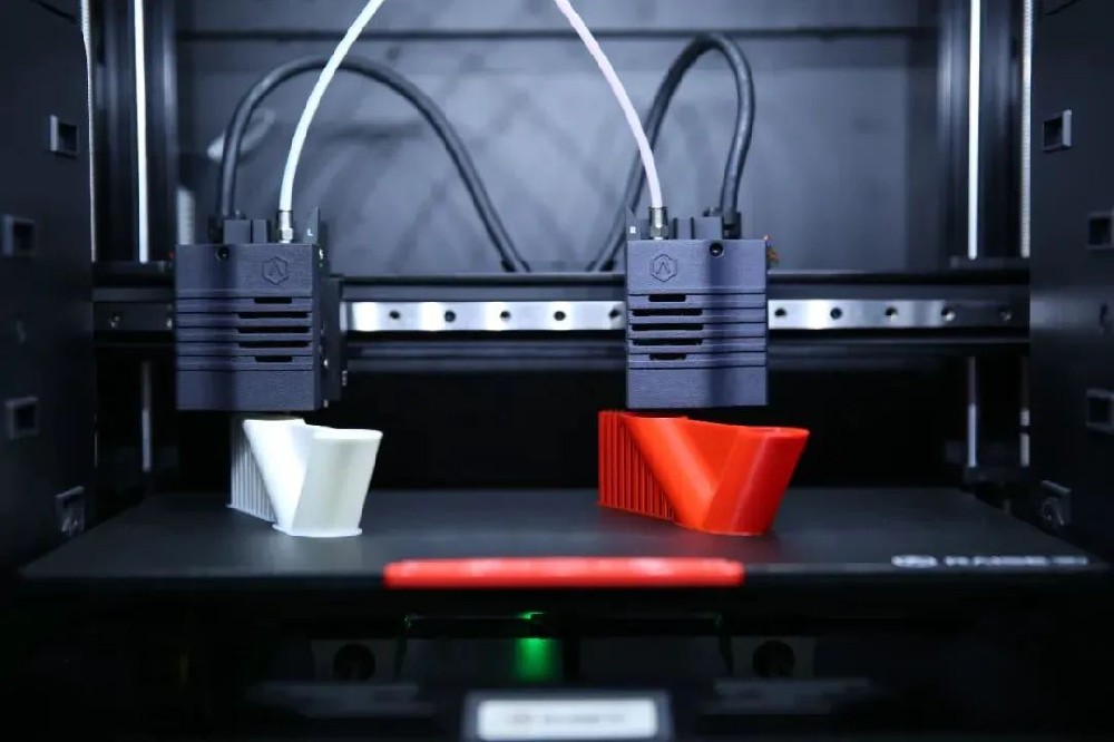 新型PLA吹塑技術(shù)，更有藝術(shù)的吹塑產(chǎn)品